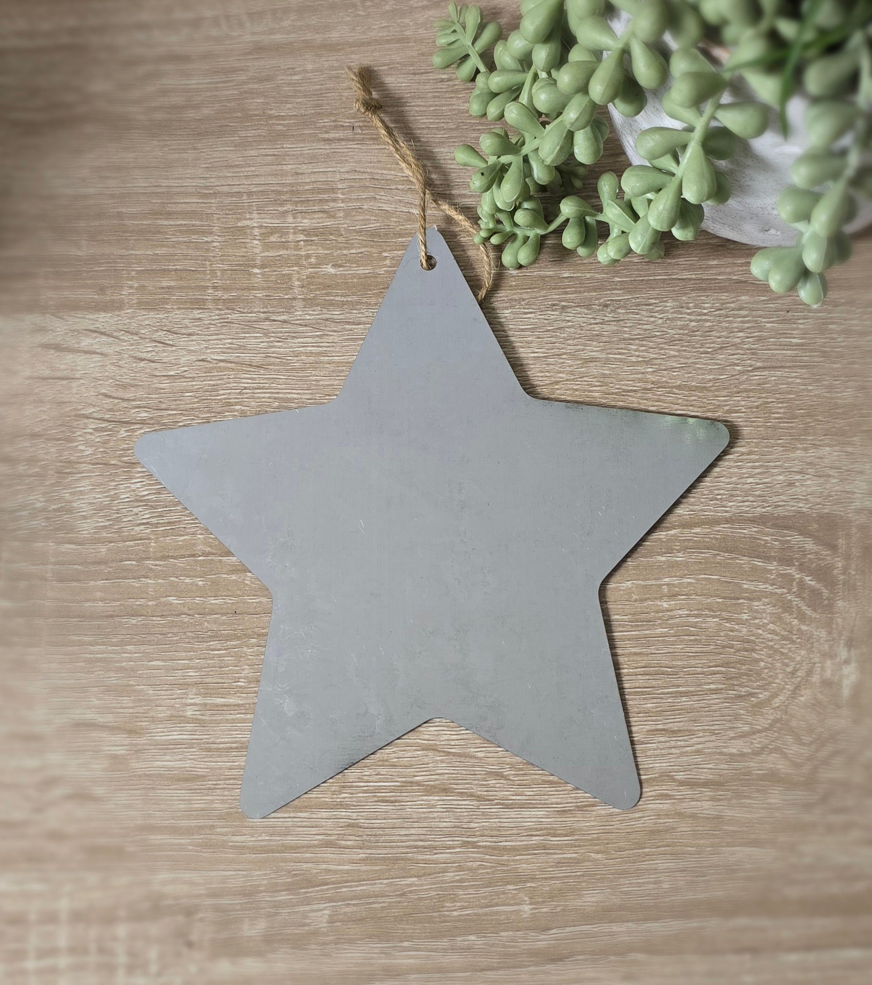 Hanging Magnet Holder